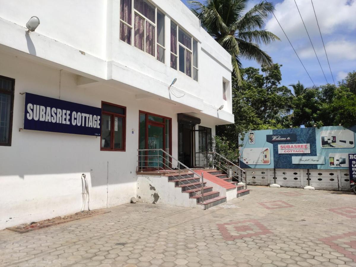 Subasree Cottage Tirunallar Buitenkant foto